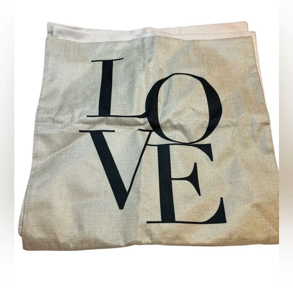 Unbranded set pillow